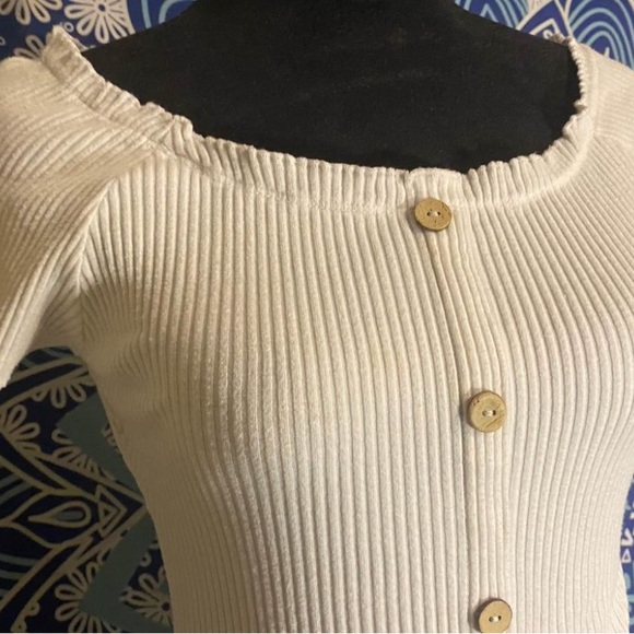 White Ribbed Button-Down Top - Picture 2 of 3